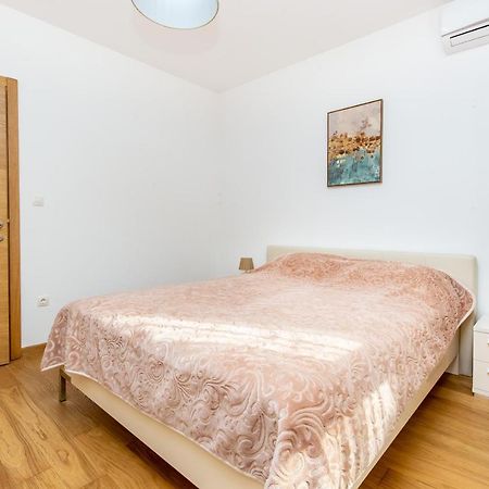 Apartments Lm Residence 拉法洛维奇 外观 照片
