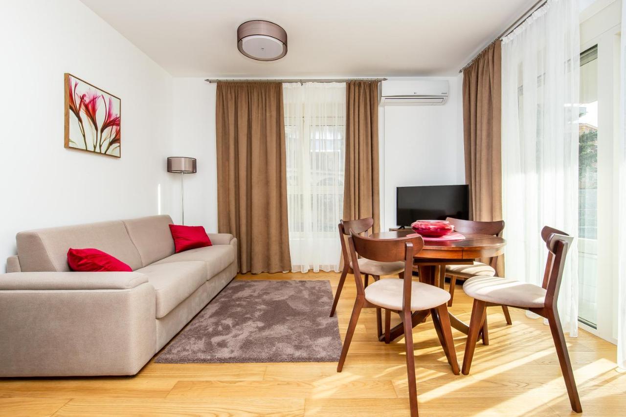Apartments Lm Residence 拉法洛维奇 外观 照片