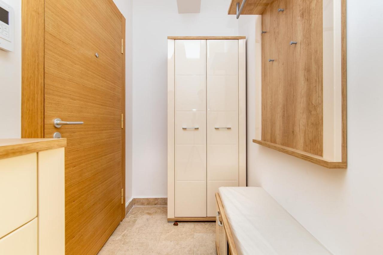 Apartments Lm Residence 拉法洛维奇 外观 照片